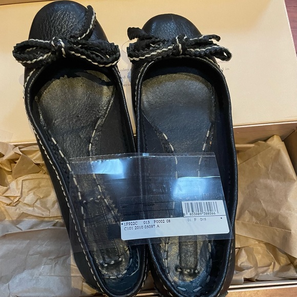 Prada Ballet Flats for Sale in size 7.5 - Picture 2 of 3